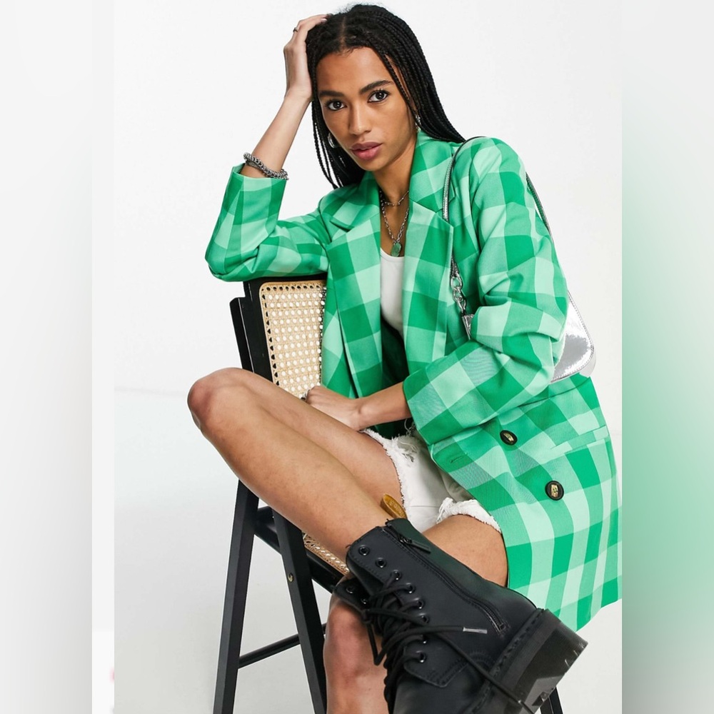 Brand new oversized blazer in bright green picnic check! Size small